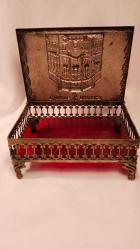 İŞ BANKASI OLDUKÇA ESKİ KUSURSUZ CAM ŞEKERLİĞİ VE SİGARALIĞI BİR ARADA