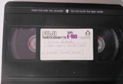 KILIBIK ( Kemal Sunal, Nevra Serezli) / BİTİRİM KARDEŞLER ( Kadir İnanır, Kartal Tibet )  VHS Film Kaset  ( 2 Film bir arada )  '' Dönem çekimi ''