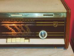 11035-PHILIPS B5 TR 94A LAMBALI RADYO **FM YOKTUR**