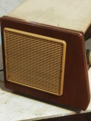 11035-PHILIPS B5 TR 94A LAMBALI RADYO **FM YOKTUR**