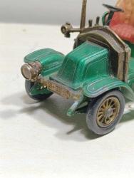 O18----LESNEY 1911 RENAULT İNGİLİZ METAL OYUNCAK ARABA--SOL FARI KIRIK