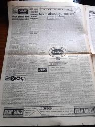 Cumhuriyet Gazetesi - 16 Eylül 1958 - Şehirde Büyük İstimlaklerin Durdurulması Kararlaştı - İlkokullarda ve Üniversitelerde Kayıtlar Başladı Fotoğraf -Celal Bayar Bugün Kandahar'a Gidiyor - 650 Kuruş Yevmiyeyi Çok Gören Yüksek Hakem Kurulu - İstanbul'un 400 Otobüsü Ne Halde - Mukaddesatı Koruma Tasarısı - Kıbrıs'a Dair Yunan Muhtırası - Göç Yazan Necip Alsan Yazı Dizisi - Osmanlı Donanmasının Tarihinde Karanlık Sayfalar Yazan Cemalettin Saraçoğlu Yazı Dizisi -  Aşk Tutkunluğu Suçları Yazan Profesör Doktor Rasim Adasal Köşe Yazısı - Rusya'nın Amerika'ya İktisadi Taarruzu - Fransız İstihbarat Bakanı Jacques Soustelle'ye Paris'te Suikast Yapıldı - Bozcaada'nın Kurtuluş Bayramı  - 19 21 Eylül'deki İran Milli Maçı İçin Eksrim Takımımız Seçme Yapılmadan Mı Seçiliyor - Ekim Ayından İtibaren Haftada Üç Maç Yapılacak - Galatasaray İdare Heyeti Dedi Ki İstifa Etmek Niyetinde Değiliz - Binbaşı Salih Koç Konkur'da Birinci Oldu - Enternasyonal Voleybol Şampiyonası 1960 Yılına Kaldı