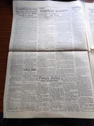 Bayram Gazetesi - 17 Kasım 1945 - Washington Kararlarından Sonra Yazan Asım Us Başmakale - Bayramınız Kutlu Olsun Yazan Yusuf Ziya Ortaç - Bulgaristan'da Seçimden Sonra Sovyet Cumhuriyeti Kurulacağı Yalanlanıyor - Churchill Diyor Ki Sulh Taraftarları Uykuya Dalmamalı - Tel Aviv Sokaklarında Barikatlar Kuruldu - General De Gaulle Kabineyi Kurmaktan Vazgeçti - 30 Yıl Evvelki Kızılay'dan Hatıralar Yazan Necmettin Deliorman - Klasikler Arasında Yazan Zahir Güvemli - Bizde İlk Bale Pandomim- İranlı Kürtler Muhtariyet İstemiyorlar - Beşiktaş'ı Yenen Fenerbahçe İstanbul Kupasını Kazandı - Hitler'in Eşi Eva Bravn'un Hatıra Defteri Bulundu - İki Cihan Harbinde Türkiye'nin Oynadığı Rol - Üsküdar Tramvay İdaresi Troleybüs İşletecek - Yörük Emine Opereti Ses Tiyatrosunda - İstanbul Köylerinde Açılan Yeni Okullar Yazan Hasan Bedreddin Ülgen - Mefharet Yıldırım Suzan Yakar Ve Emine Adalet Bayramda Taksim Kristalde - Şen Şapka