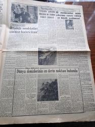 Cumhuriyet Gazetesi - 7 Haziran 1952 - CHP'nin Tasfiyesine Kadar Gidebilecek Bir Kanun Teklifi - Başbakan Adnan Menderes'in Patrik Athenagoras'ı Ziyareti - Albay Nuri Pamir Kore'de Şehit Oldu Fotoğraf - Yunan Hükümdarları Yarın 17 de Geliyorlar - Kuzey Atlantik Paktı Kuvvetleri Başkomutanı General Ridgway'in Türkiye'yi Ziyareti - Mareşal Papagos'a Trakyanın Müdafaası Kabil Olmayacak - Türk Fransız Kültür Anlaşması - İspanya Futbol Milli Takımı Geldi - Gelin Aya Gidelim Yazan Tevfik Sadullah - Dün Geceki Güzellik Müsabakası Fotoğraf - Ruh Gurbetinde Yazan Kerime Nadir Yazı Dizisi - Konya'da Suni Yağmur Denemeleri - Hindistan'da Hindu Müslüman Kavgası - Gül Kupası Atletizm Müsabakaları - El Yazılarından Mana Çıkarma Sanatı Tıbbın Büyük Yardımcısı - Süreyya Plaj Gazinosu Maltepe - Movado Saatleri - Minerva Dikiş Makineleri -  Perihan Altındağ Sözeri Siz Bana Gelmezseniz Siemens Beni Size Getirir Diyor - Volvo Diesel Kamyonları - Oliver Yazı Makineleri -  Alman Gobi Bisiklet - Philco