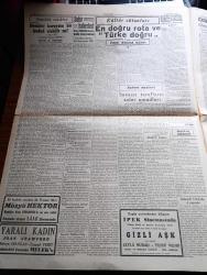 Cumhuriyet Gazetesi - 28 Birincikanun (Aralık) 1942 - Fransa'nın İstikbali Başmakale - General Giraud Fransız Afrikası Başkomiserliğine Seçildi - Şark Cephesinde Harekat Fotoğraf - Volga İle Don Arasındaki Rus Kuvvetleri Çevrildi - Kızılordunun Yaptığı Taarruz Devam Ediyor - Askeri Vaziyet Yazan Emekli General H. Emir Erkilet Yazı Dizisi - Atatürk Koşusu Fotoğraf -  Şair Mehmet Akif Ersoy'un Ölüm Yıldönümü - Jeopolitik Tetkikleri Yazan Tarık Zafer Tunaya - Bu Harpte Çevrilen İlk Fransız Filmi Mösyö Hektor Perşembe Akşamı Lale Sinemasında - Gizli Aşk Başrolde Leyla Murad Ve Yusuf Vehbi İpek Sinemasında - En Doğru Rota Ve Türk'e Doğru Yazan Fazıl Ahmed Aykaç - Kar İzleri Örttü Yazan Henri Bordeaux Yazı Dizisi - Adam Aldırma Keyfine Bak Yazan Burhan Felek Köşe Yazısı - Fransa'nın Harbe Devam Kararı Yazan Ömer Rıza Doğrul Köşe Yazısı - İstanbul Belediyesi Şehir Tiyatroları Dram Kısmında Büyük İhtilal Komedi Kısmında Ye Kürküm Ye Oyunu - Bugünkü Radyo Programı - Sayın Burgazadası Halkına