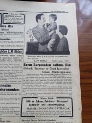 Cumhuriyet Gazetesi - 28 Birincikanun (Aralık) 1942 - Fransa'nın İstikbali Başmakale - General Giraud Fransız Afrikası Başkomiserliğine Seçildi - Şark Cephesinde Harekat Fotoğraf - Volga İle Don Arasındaki Rus Kuvvetleri Çevrildi - Kızılordunun Yaptığı Taarruz Devam Ediyor - Askeri Vaziyet Yazan Emekli General H. Emir Erkilet Yazı Dizisi - Atatürk Koşusu Fotoğraf -  Şair Mehmet Akif Ersoy'un Ölüm Yıldönümü - Jeopolitik Tetkikleri Yazan Tarık Zafer Tunaya - Bu Harpte Çevrilen İlk Fransız Filmi Mösyö Hektor Perşembe Akşamı Lale Sinemasında - Gizli Aşk Başrolde Leyla Murad Ve Yusuf Vehbi İpek Sinemasında - En Doğru Rota Ve Türk'e Doğru Yazan Fazıl Ahmed Aykaç - Kar İzleri Örttü Yazan Henri Bordeaux Yazı Dizisi - Adam Aldırma Keyfine Bak Yazan Burhan Felek Köşe Yazısı - Fransa'nın Harbe Devam Kararı Yazan Ömer Rıza Doğrul Köşe Yazısı - İstanbul Belediyesi Şehir Tiyatroları Dram Kısmında Büyük İhtilal Komedi Kısmında Ye Kürküm Ye Oyunu - Bugünkü Radyo Programı - Sayın Burgazadası Halkına