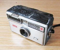 EsKi KODAK İnstamatic 100 FOTOĞRAF MAKİNESİ......