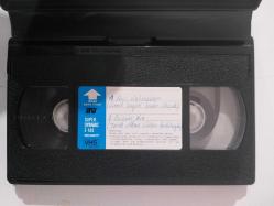 ACI HATIRALAR ( Emel Sayın, Sadri Alışık ) / BİZİM KIZ ( Gülşen Bubikoğlu, Tarık Akan )   VHS Film - Kaset  ( 2 Film bir arada - Çekimdir )