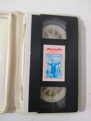 YARALI ZAVALLILAR  ( Küçük Emrah, Oya Aydoğan )  VHS Film Kaset  - ( ARSEL İSTANBUL FİLM )