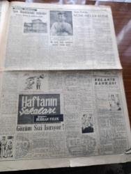 Cumhuriyet Gazetesi - 11 Aralık 1955 - Asıl Görev Yazan Nadir Nadi Başmakale - Yeni Kabine Programını Yarın Akşam Tamamlayacak - Yeni Hükümet Amerika'da Nasıl Karşılandı - Birleşmiş Milletlerin Yeni Sene Toplantısı - Münakalat Vekili Arif Demirer - Noel Baba Pulları Karaborsaya Düştü - Amerika'nın Yapacağı Yardımlar - Polisten Dayak Yiyen Avukat İşi Baroda - Beşiktaş İstanbulspor'u Yendi Fotoğraf - Nihat Erim Hakkında Söylentiler - Kırlangıç Yuvası Yazan Taylor Caldwell Yazı Dizisi - Meselemiz Nedir Yazan Hasan Ali Yücel Köşe Yazısı - Hipnotizma İle Doğum - Yalan Yazan Fahri Celal - Türkiye İş - Bugünkü Radyo Programı - Resimli Roman Komiserin Hatası Yazan George Simenon - Gaip Hazine Filmi Atlas Sinemasında - Türk Büyüklerinin Hatıraları Yazan Haluk Yusuf Şehsuvaroğlu - Haftanın Şakaları Yazan Burhan Felek - Vakıflar Bankası - Hususi Mimar Mektebi Açılması İsteniyor - Sigara İçmeyenlere Mükafat - Fenerbahçe Vefa İle Karşılaşıyor Fotoğrafı - İlahi Ses Sanatkarı Müzeyyen Senar