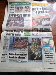Hürriyet Gazetesi - 15 Temmuz 1985 - Kira Fena Eziyor - Kovboy Reagan'in Yaşama Hırsı - Turgut Özal'dan Kırkpınar Yolunda Peşrev -  Günün TV Programı - Yüzyılın Müzik Olayı Tina Turner Ve Mick Jagger Afrika'da Açlık Çekenler İçin Konser Düzenledi Fotoğraf - MDP'nin Verdiği Ders Yazan Oktay Ekşi - Bedrettin Dalan Kömür Mafyasına Savaş Açtı - Genelev Kadınları Yaka Kartı Takacak - Olaylar Ve İnsanlar Yazan Hasan Pulur - Seri İlanlar - Sovyet Yayılmacılığına Karşı ABD Tek Cephe - Atari Bilgisayar - Kraliyet Filarmoni Orkestrası Fotoğrafı - Cumhurbaşkanı Kenan Evren'den Gökçeada'ya Müjde - Sophia Loren'in Bu Resmine Sansür - İstanbul'un Üç Büyük Takımı Sezonu Açtılar - Fenerbahçe Taraftarı İle Kucaklaştı Fotoğrafı - Galatasaray Florya Tesislerinde Büyük Tezahüratlar İle Sezonu Açtı Fotoğraf- Rıdvan Dilmen -  Abdülkerim Durmaz - Cevat Prekazi - Milliyetçi Demokrat Partide Yılmaz Hocaoğlu İstifa Etti - Samsun 216 Sigara - Başpehlivan Sabri Acar - Mehmet Ali Ağca Davasında Romanın Görüşü