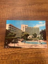 Egenin incisi İzmir büyük Efes oteli keskin color kartpostalı 15x10.5 ebatında