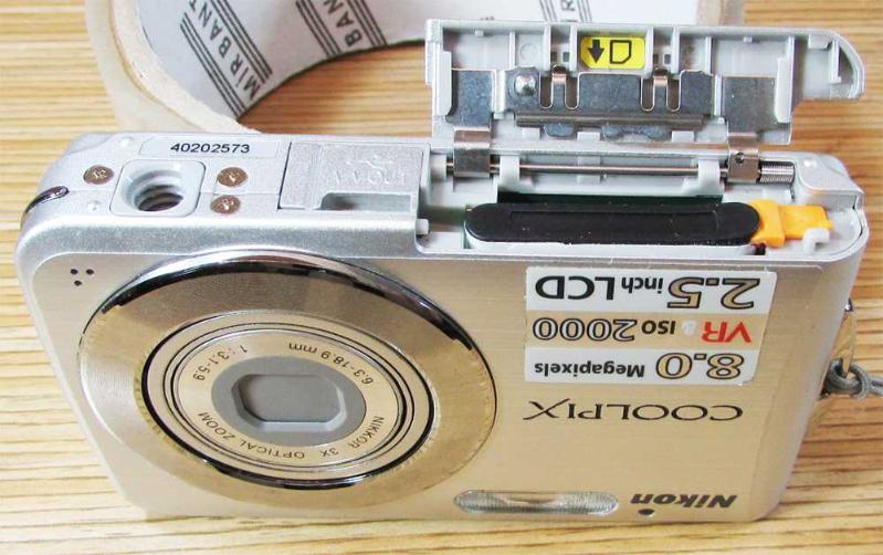 ViNTaGe NIKON Coolpix S210 DİJİTAL FOTOĞRAF MAKİNESİ - Antika