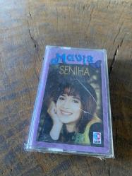 SENİHA - MAVİŞ - KASET (JELATİNİNDE)