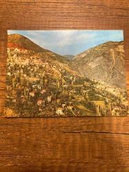 Artvin şehirden bir görünüş emniyet basımevi kartpostalı 15x10.5 ebatında