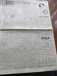 Cumhuriyet Gazetesi - 13 Ekim 1959 - Türk Rus Münasebetlerine Dair Adnan Menderes'in Konuşması - Güvenlik Konseyi İçin Seçimde Polonya Bizden Daha Fazla Oy Topladı - İstanbul Emniyet Birinci Şube Müdürü Yaşar Yiğit Nakledildi - Kıbrıs'ta Rum Basınının Küstahlığı - Osman Bölükbaşı'nın Saidi Nursi Hakkında Sözleri - Maliye Bakanı Hasan Polatkan Havaalanında Gazetecilerle Görüşürken Fotoğrafı - Ortadirek Yazan Yaşar Kemal Yazı Dizisi - Sovyet Rusya'da Mahkum Kadın Kampları Stalin'in Ölümünden Evvel Ve Sonra Yazı Dizisi - Bir İnkılapçı Öldü Yazan Haluk Yusuf Şehsuvaroğlu - Tiyatro Ankara'da Ekmek Parası Yazan Lütfi Ay - Koruyucu Melekler Sevimli Balıkçı Çizgi Roman - Alaca Çorap Yazan Nihal Karamağaralı Yazı Dizisi - Galatasaray Dün Sabah Sofyaya Gitti - 3. Akdeniz Oyunları - Voleybolda Birleşik Arap Cumhuriyeti'ni 3 1 Yendik - Tabanca Atış Müsabakası - Güreş Antrenörü Mehmet Oktav Takımı Antrenmanda Çalıştırırken Fotoğrafı - Olimpiyata 12 Sporda Katılıyoruz - Ufa Mutfak Margarini