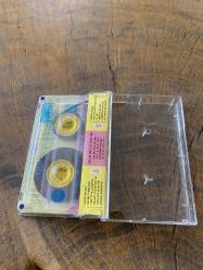 ADNAN ŞENSES - ANILARLA / SENEDE BİR GÜN - KASET