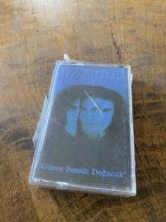 ÖZTÜRK - GÜNEŞ SENSİZ DOĞACAK - KASET (JELATİNİNDE)