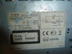 SONY CDX-GT212 OTO TEYP RADYO CD ÇALAR ORJİNAL TEMİZ 2.EL ÜRÜN ÇIKABİLİR KAFALI LCD EKRANLI