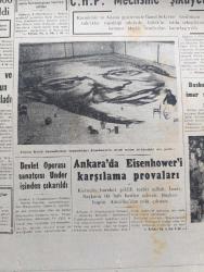 Cumhuriyet Gazetesi - 3 Aralık 1959 - Mecliste Dün De Gürültüler Oldu - Doktor Fazıl Küçük Bugün Kıbrıs'ta Cumhurbaşkanı Muavini İlan Edilecek -  Dün 5 Gazeteci Daha Mahkum Oldu - Muhalefetin Yeni Bütçe Hakkındaki Görüşü - Nurcuların Dünkü Duruşması - Samsundaki Nurcular Nelerle İtham Ediliyorlar - Mülkiyenin 100. Yıldönümü - Galatasaray Beşiktaş Maçını Dalda İzleyenler Fotoğraf - Ankara Koleji Öğrencilerinin Yaptırdıkları Eisenhower 40*60 Ebadındaki Dev Portresi - Hürriyet Şairi Namık Kemal Anıldı - Devlet Operası Sanatçısı Hüsamettin Under İşinden Çıkarıldı - Konyalı Kız Yazan Fakir Baykurt - Türk İran Dostluğuna Mevlana Yazan Hasan Ali Yücel - Ayrılan Kalpler Filmi Site Sinemasında - Sudanda 5 Kişi Kurşuna Dizildi - Alaca Çorap Yazan Nihal Karamağaralı Yazı Dizisi - Ankara İstanbul Radyosu Programı - Okul Yapılan Köy Cami Ve Kahveleri - Beşiktaş Namağlup Galatasaray'ı 1 0 Yendi - Fenerbahçe Nice Bugün Oynuyor - Turgay Şeren 1 Ay Metin Oktay 20 Gün Oynamayacak -Lefter Küçükandonyadis