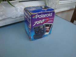 POLAROID 780 FOTOĞRAF MAKİNESİ ( FOTOĞRAFI ANINDA ÇIKARAN ) KUTUSUNDA FOTOĞRAF MAKİNESİ - Made U. K.