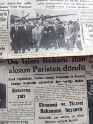 Cumhuriyet Gazetesi - 9 Haziran 1950 - Milli Müdafaa Masraflarından Tasarruf Yazan Abidin Daver Başmakale - Memurlar Hakkında İçişleri Bakanı Rükneddin Nasuhoğlu'nun Demeci - Halk Partisinin Meclis Grubunun Teklifi Akisler Uyandırdı - Dışişleri Bakanı Fuat Köprülü Dün Akşam Paris'ten Döndü Fotoğraf - Arslan Humbaracı Stalin Dünyasında Adeta Ezberlediğim Bir Kanun İkiyüzlülük - Windsor Dükü Hatıraları Yazı Dizisi - Bayer Diş İlaçları Gelmiştir- Posta Güvercini Yazan Kerime Nadir Yazı Dizisi - Başbakan Adnan Menderes Amerikan Yardım Heyeti Başkanı Orta Elçisi Russell Dorr İle Görüştü - Dolmabahçe Ve Beylerbeyi Sarayları İçin Bir Fikir - Üç Silahşörler Yazan Alexandre Dumas - Mısır Çarşısı Baklacıoğlu Bakkaliyesi - Emlak Bankası - İstanbul Ankara Radyosu Programı - Müzeyyen Senar Işıl Ve Aziz Basmacı Yenikapı M. Çakır Gazinosunda - Volvo Kamyon - Bulmaca - Warner Ruj