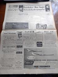 Cumhuriyet Gazetesi - 19 Kasım 1959 - Pakistan Cumhurbaşkanı Eyüp Han Ankara'ya Geldi Fotoğraf - CHP Tahkikat Önergelerinin Meclise Arzedilmesini İstiyor - Ankara'da Pakistan Cumhurbaşkanını Karşılama Töreninde Bir Kaza Oldu - Amerika'dan Buğday İthal Ediyoruz - Edremitin İl Olması İçin Yapılmak İstenen Mitinge İzin Verilmedi - Fenerbahçe Nice Maçı Fotoğraf - Amerika'da Sendikalar Yazan Joanine Roy Yazı - Lefter Küçükandonyadis'li Türkiye İş Bankası Reklamı - Farah Diba İçin Şam İpeğinden 25 Rob Hazırlanıyor - Ahmet Salih Korur Eski Muharipler Birliği Genel Başkanı Oldu - Profesör Baade'nin Tavsiyeleri Yazan Burhan Felek Köşe Yazısı - Amerikan Cumhurreisi Eisenhower Yüz Yıl Yaşamak İstiyor - Çapkın Kumarbaz Bu Akşam Süreyya Sinemasında - Galatasaray Adalet'ten Bir Puanı Güç Aldı Fotoğraf - Karagümrük Dün De Vefayı 2 0 Yendi - Nice Takımı Dünkü Antremanda Fotoğraf