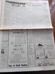 Cumhuriyet Gazetesi - 7 Aralık 1959 - Eisenhower'i 400 Bin Ankaralı Karşıladı Fotoğraflar - Celal Bayar'ın Eisenhower'i Karşılarken Yaptığı Konuşması - Eisenhower'in Konuşması - Eisenhower Bu Sabah Ankara'dan Ayrılıyor - Türkiye Amerika Resmi Görüşmeleri - Eisenhower'i 182 Gazeteci Takip Ediyor - Eski Bakanlar Diyorlar Ki Ali Rıza Türel'in Cevapları Röportajı Yapan Feyyaz Tokar Yazı Dizisi - Gazetecilerin Fatin Rüştü Zorluya Sordukları Sualler - Akıp Giden Zamanlar Yazan Fakir Baykurt - Fransa'nın Yapacağı Atom Denemesi - Hakikat Yazan Burhan Felek - Françoise Sagan'ın Romanından Bir Film - Alaca Çorap Yazan Nihal Karamağaralı Yazı Dizisi - Amatör Milli Takım Irak'ı 7 1 Yendi - Feriköy Altay'ı 2 0 Yendi - Basketbol Maçlarında Vefa Darüşşafaka Galip - Milli Ligde Puan Durumu