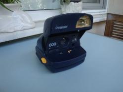 POLAROID 600  ( FOTOĞRAFI ANINDA ÇIKARAN )  FOTOĞRAF MAKİNESİ - Made ENGLAND - Açıklamayı Okuyunuz