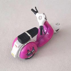 Vespa Metal Motosiklet (Diecast)