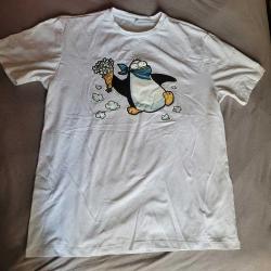 SIFIR KULLANILMAMIŞ PENGUEN DERGİSİ DÖNEMİ TİŞÖRTÜ. XL BEDEN. ÇOK NADİR. EŞSİZ.