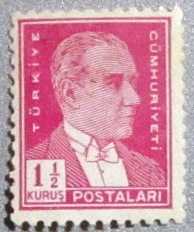 TÜRKİYE=1941   İ-1458  1,5 Krş. Atatürk Posta Pulu  (**)' Hafif Sararma