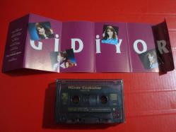 HÜNER COŞKUNER GİDİYOR KASET