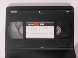 NAMUSLU ( Şener Şen, Ayşen Gruda ) // ÇARESİZİM ( Gökhan Güney, Yaprak Özdemiroğlu )  VHS Film - Kaset  ( 2 Film bir arada - Çekimdir )