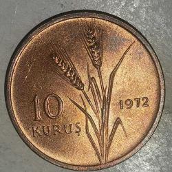TÜRKİYE   1972  10 KURUŞ   HATIRA  SABAN KILIÇTAN ÜSTÜNDÜR.