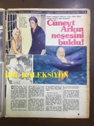 Ses Haftalık Aktüalite Sinema Tiyatro Müzik ve Gençlik Mecmuası Dergisi - 6 EYLÜL 1980 - Sayı: 14 - AHMET ÖZHAN & HALE SOYGAZİ ÇİFTİ RÖPORTAJI ve FOTOĞRAFLARI - EMEL SAYIN - GÖNÜL YAZAR - SEVDA KARACA - BÜLENT ERSOY - ZERRİN EGELİLER - CÜNEYT ARKIN, CHRISTINE HAYDAR - GÖKBEN RÖPORTAJI ve FOTOĞRAFLARI - FATMA GİRİK RÖPORTAJI - AJDA PEKKAN - HİPNOZ - KARTAL TİBET - MEHTAP AR - EROL EVGİN RÖPORTAJI - SEVDA KARACA - ÖZDEMİR ERDOĞAN - SEYYAL TANER - RUDOLPH NUREYEV - ELVIS PRESLEY - SEMRA İNANÇ - DYO REKLAMI - 48 SAYFA POSTERLİ (AÇIKLAMAYI OKUYUNUZ!)