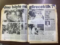 Ses Haftalık Aktüalite Sinema Tiyatro Müzik ve Gençlik Mecmuası Dergisi - 28 HAZİRAN 1980 - Sayı: 14 - FRANK SİNATRA - ZEKİ MÜREN günde 4 şişe viski içiyordu, HASTALANDI - BARIŞ MANÇO RÖPORTAJI - HÜLYA SÖZER - TÜRKAN ŞORAY - CANNES 1980 ve GALİPLERİ - SADRİ ALIŞIK, ÇOLPAN İLHAN - BÜLENT ERSOY RÖPORTAJI - LEVENT KIRCA - GÜLŞEN BUBİKOĞLU - MERAL ORHONSOY - RICHARD BURTON - MARILYN MONREO - SEZER GÜVENİRGİL POSTERİ - FARRAH FAWCETT - DELİAL GÜNEŞ KREMİ REKLAMI - BOB MARLEY - ROD STEWART - FÜSUN ÖNAL - NİSA SEREZLİ RÖPORTAJI - DALLAS DİZİSİ - KOMİSER COLUMBO - AUER FIRIN REKLAMI - 48 SAYFA, POSTERLİ (AÇIKLAMAYI OKUYUNUZ!)
