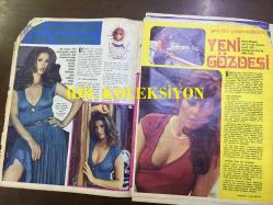 Ses Haftalık Aktüalite Sinema Tiyatro Müzik ve Gençlik Mecmuası Dergisi - 28 HAZİRAN 1980 - Sayı: 14 - FRANK SİNATRA - ZEKİ MÜREN günde 4 şişe viski içiyordu, HASTALANDI - BARIŞ MANÇO RÖPORTAJI - HÜLYA SÖZER - TÜRKAN ŞORAY - CANNES 1980 ve GALİPLERİ - SADRİ ALIŞIK, ÇOLPAN İLHAN - BÜLENT ERSOY RÖPORTAJI - LEVENT KIRCA - GÜLŞEN BUBİKOĞLU - MERAL ORHONSOY - RICHARD BURTON - MARILYN MONREO - SEZER GÜVENİRGİL POSTERİ - FARRAH FAWCETT - DELİAL GÜNEŞ KREMİ REKLAMI - BOB MARLEY - ROD STEWART - FÜSUN ÖNAL - NİSA SEREZLİ RÖPORTAJI - DALLAS DİZİSİ - KOMİSER COLUMBO - AUER FIRIN REKLAMI - 48 SAYFA, POSTERLİ (AÇIKLAMAYI OKUYUNUZ!)