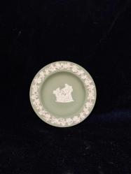 Wedgwood Jasperware Yeşil Dekoratif Tabak – England