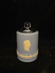 Koleksiyonluk Antika Çakmak – Wedgwood Jasperware Stilinde – Mavi & Beyaz Klasik Tasarım – İngiltere Tarzı Vintage