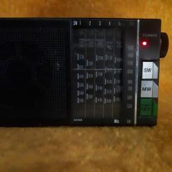 VINTAGE SONY ICR-4800  MW/SW1-5  6BANDS RADYO , HÂLİYLE