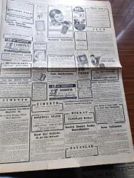 Cumhuriyet Gazetesi - 30 Kasım 1953 - Pakistan Devlet Reisinin Ziyareti Münasebetiyle Cumhuriyet Başmakale - Bütçe Tasarısı Bugün Meclise Veriliyor - Tito'nun Triesteye Dair Yeni Teklifleri - Pakistan Umumi Valisi Gulam Muhammed'in Ankara'da Ziyaretleri Fotoğraf - Kore'de Komünistler 29815 Kişiyi Katlettiler - Milli Güreş Takımımız Dün İstanbul'a Döndü Fotoğraf - Beşiktaş Fenerbahçe'yi Dün 2 0 Mağlup Etti Fotoğraf - Eski İran Başbakanı Musaddık Açlık Grevine Başladı - 26 Kore Gazimiz Dün Geldi - Cüzamlı Kadın Yazan Guy Des Cars Yazı Dizisi - Uçan Daireler İçin İlk Eser Yazı Dizisi - Maziden Gelen Sesle Çağlayan Yayınevinde Çıkıyor - Burslu Talebinin Mecburi Hizmeti Yazan Burhan Felek Köşe Yazısı - Otomobil Yarışı Mülakatları - Almanya'da Hitler'in Hayatını Canlandıran Film Niçin Gösterilmedi - Şöhret Fabrikatörü Guido Orlando Yazı Dizisi - Hamdi Helvacıoğlu Ve Zekeriya Tüzmen Demir Ve İnşaat Malzemesi - Vita Mutbak Margarini - Singer Saatleri - Minerva Dikiş Makineleri