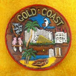 VINTAGE AVUSTRALYA GOLD COAST HATIRASI EL BOYAMA KABARTMA GÖRSELLİ SERAMİK TABAK MADE IN JAPAN