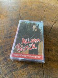 ALİŞAN BİRLİK - KİMSE KİMSEYE İNANMIYOR - KASET (JELATİNİNDE)