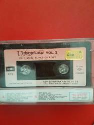UNFORGETTABLE VOL 2 18 CLASSIC SONGS OF LOVE KASET