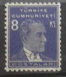 TÜRKİYE=1955  İ-1796-   8 Kuruş  Dokuzuncu Atatürk Serisi (Bulanık Baskı, Grimtırak Zamk)  (**)'
