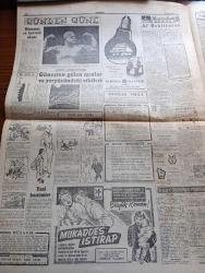 Cumhuriyet Gazetesi - 22 Kasım 1957 - Seçimler Hakkında Meclis Tahkikatı Açılması Katileşti - Başbakan Adnan Menderes Yeni Hükümeti Dün De Açıklayamadı - Eski Vali Fahrettin Kerim Gökay Vilayetten Taşındı - Yeni İstanbul Valisi Mümtaz Tarhan Parti Hayatından Çekiliyor - Sümerbank Maliyetleri Esas Tutuldu - Fezanın İlk Fatihleri Suni Peykler Yazı Dizisi - Seni Sevmek Kaderim Yazan Sinclair Levis - Kıbrıslı Bir Türk Polisini Öldüren Katiller Bulunamadı - Asya Gribinin İkinci Turu - Kral Kupası Tenis Karşılamaları - Avrupalı Meşhur Terzi Carven Geldi - Asya Gribi Yüzünden Şehir Dram Tiyatrosunda Yeni Piyes Geri Kaldı - Pertevniyallilerin Aşure Günü - Dünyanın En Kuvvetli Adamı Jan Rayçeviç - General Electric Ampul - Fenerbahçeli Milli Oyuncu Seraceddin Kırklar Romaya Gidiyor - Atletizm Federasyonu Muvaffak Oldu Amerikalı Antrenör V.E. Francy Geliyor - Federasyon Kupasının Sekiz Takımı Maça Hazır - 100.000 Kişilik Stadın Temeli Mart'ta Atılacak - Puppo Sandro 1958 de Gelecek