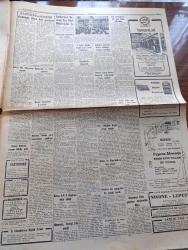 Cumhuriyet Gazetesi - 22 Kasım 1957 - Seçimler Hakkında Meclis Tahkikatı Açılması Katileşti - Başbakan Adnan Menderes Yeni Hükümeti Dün De Açıklayamadı - Eski Vali Fahrettin Kerim Gökay Vilayetten Taşındı - Yeni İstanbul Valisi Mümtaz Tarhan Parti Hayatından Çekiliyor - Sümerbank Maliyetleri Esas Tutuldu - Fezanın İlk Fatihleri Suni Peykler Yazı Dizisi - Seni Sevmek Kaderim Yazan Sinclair Levis - Kıbrıslı Bir Türk Polisini Öldüren Katiller Bulunamadı - Asya Gribinin İkinci Turu - Kral Kupası Tenis Karşılamaları - Avrupalı Meşhur Terzi Carven Geldi - Asya Gribi Yüzünden Şehir Dram Tiyatrosunda Yeni Piyes Geri Kaldı - Pertevniyallilerin Aşure Günü - Dünyanın En Kuvvetli Adamı Jan Rayçeviç - General Electric Ampul - Fenerbahçeli Milli Oyuncu Seraceddin Kırklar Romaya Gidiyor - Atletizm Federasyonu Muvaffak Oldu Amerikalı Antrenör V.E. Francy Geliyor - Federasyon Kupasının Sekiz Takımı Maça Hazır - 100.000 Kişilik Stadın Temeli Mart'ta Atılacak - Puppo Sandro 1958 de Gelecek