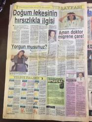 Hafta Sonu Haftalık Aktüalite Sinema Tiyatro Müzik ve Magazin Dergi-Gazetesi - 22 EYLÜL 1989 - EFE ÖZAL'I DA BASTI - SEMRA ÖZAL, TURGUT ÖZAL - SİBEL BORONKAY - HARİKA AVCI & BÜLENT BİLGİÇ - PEARS REKLAMI - KÜÇÜK CEYLAN - MUSTAFA DENİZLİ BENZERİ - MAZHAR FUAT ÖZKAN - DENİZ BURCU - ONUR ONURSAL - TİJEN ERMAN - PALABIYIK HAMİT - MÜGE ORUÇKAPTAN, MURAT ÇEKEM - AJDA PEKKAN - SERPİL ÇAKMAKLI - MUHTEŞEM NEJAD PSİKOLOG - REYHAN BİLGİNER - YILDIRIM GÜRSES - ÖZTÜRK SERENGİL, SEREN SERENGİL - NECO - EKSİKSİZ, 8 SAYFA