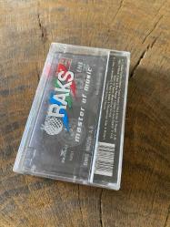 HAMAM - FİLM MÜZİKLERİ - KASET (JELATİNİNDE)